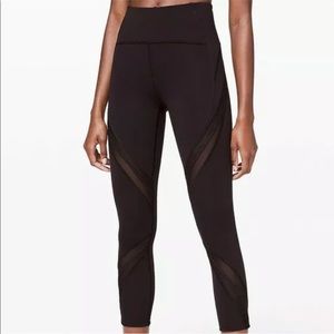 Lululemon Bootcamp Ready Tight 28" /size 6 /black